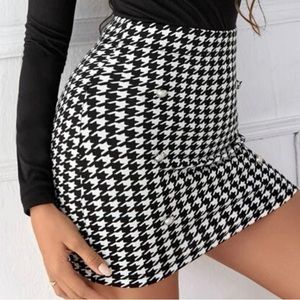 Falda ajustada Blanca y negra